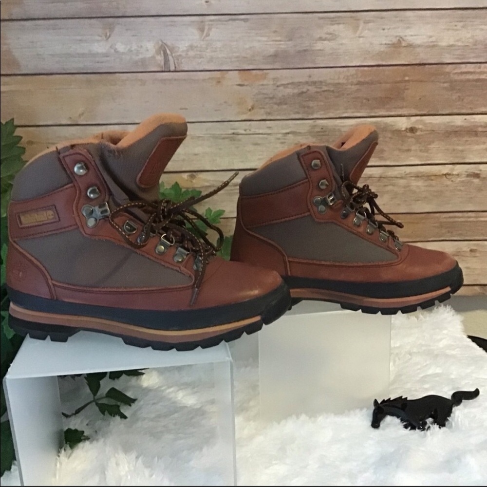 NWOT Timberland Hiking boots.